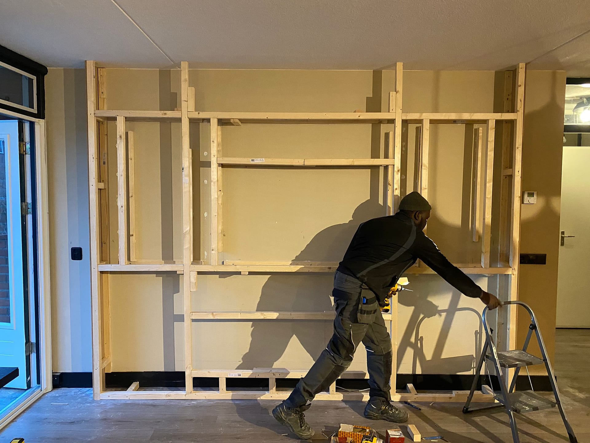 fe6c1739-7762-4c41-8a46-142859c8c9c2